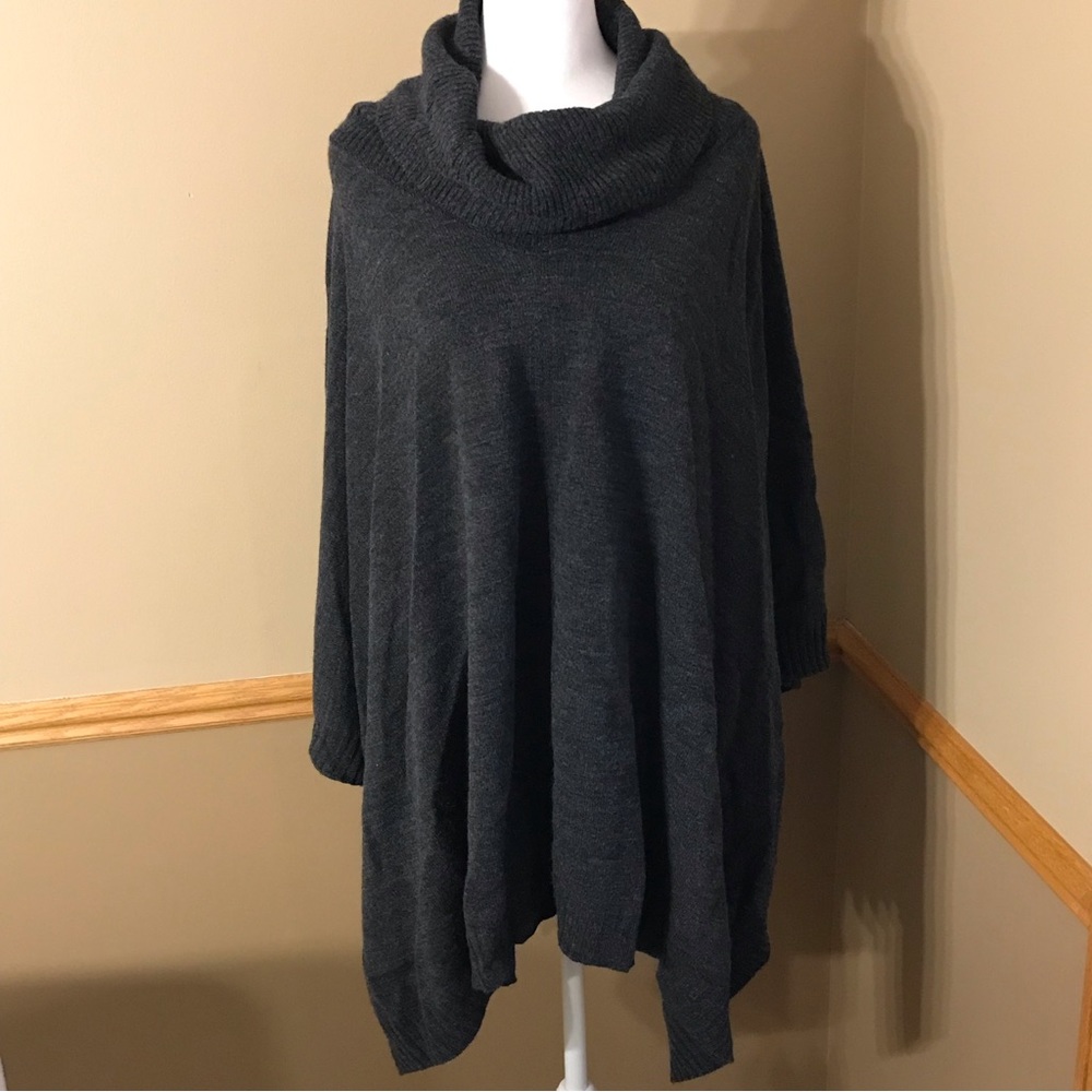 Mer Sea Gray Anywhere Gray  Poncho Sweater Turtleneck Ribbed One Size